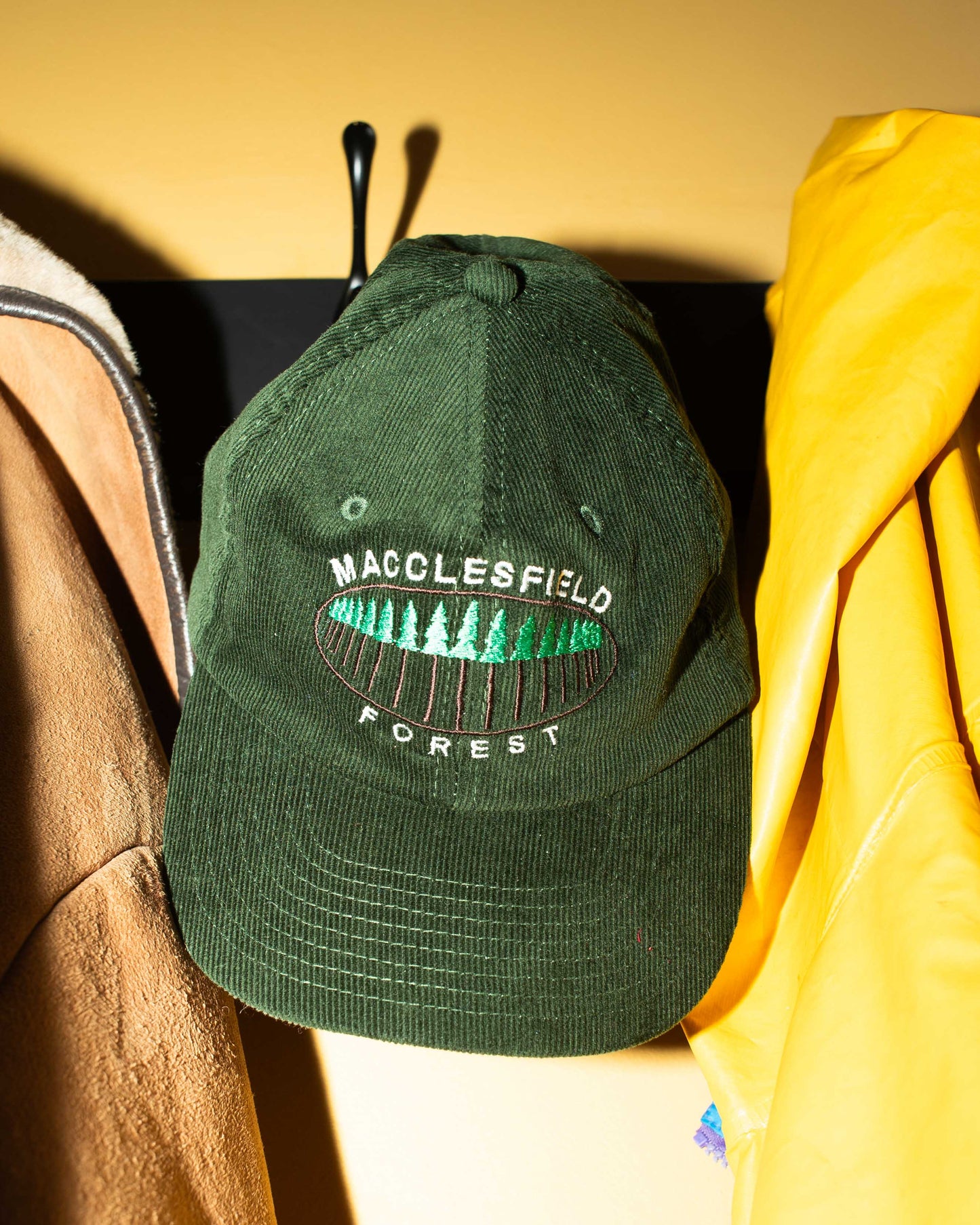 macclesfield forest cap - green corduroy limited ediçione